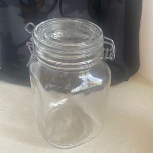 Vintage Fidenza Idee in Vetro Italy 1 1/2 liter clear glass & metal locking lid